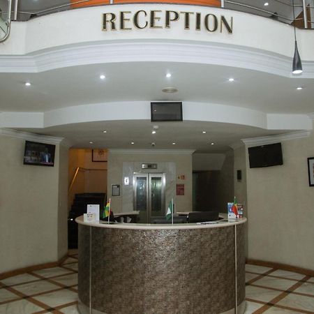 Morning Side Suites Aliayabiagba Dış mekan fotoğraf
